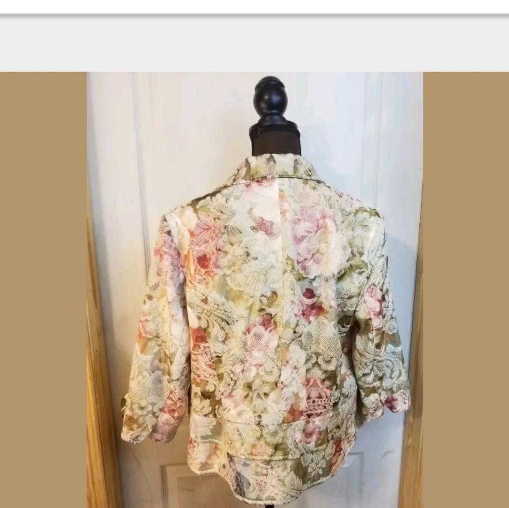 Floral blazer size 16 lane bryant - Picture 2 of 5